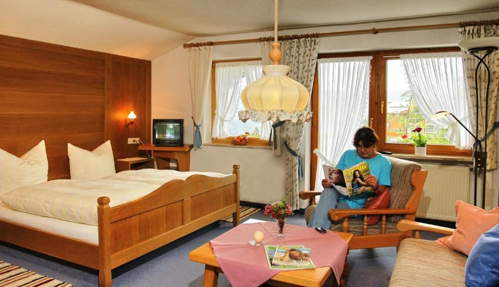 Gaestehaus Schuler รีซแลร์น ภายนอก รูปภาพ